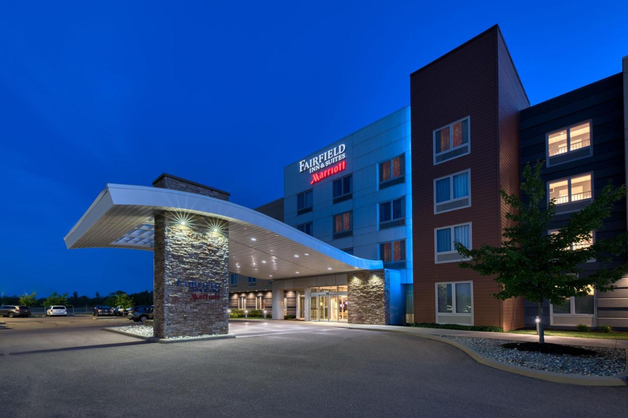 Fairfield Inn & Suites By Marriott Moncton Exteriör bild