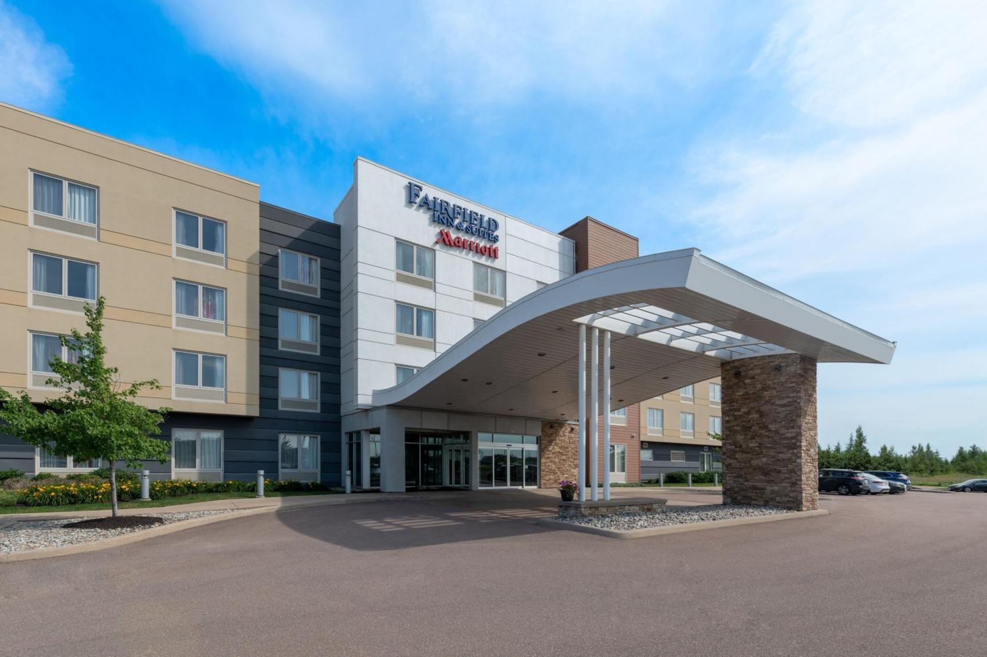 Fairfield Inn & Suites By Marriott Moncton Exteriör bild